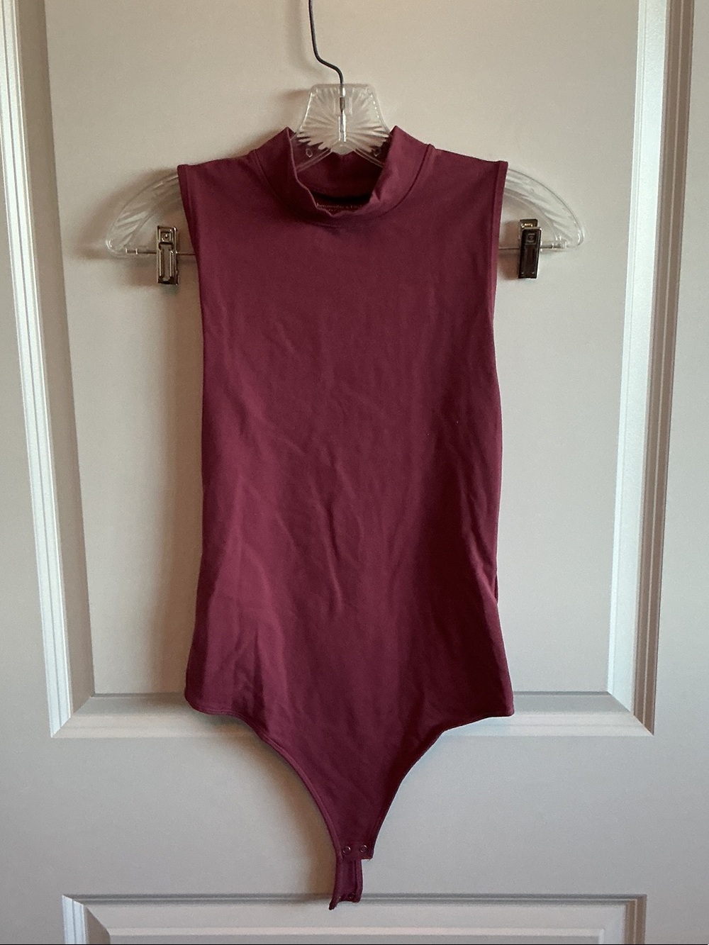 Abercrombie & Fitch Sleeveless Mock Neck Bodysuit in Mauve
